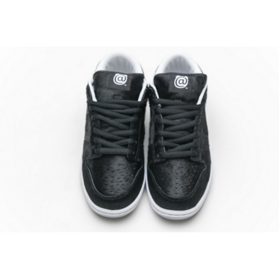 Medicom x Nike SB Dunk Low BE Black White CZ5127-001